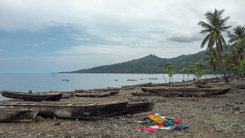 Wyspy Świętego Tomasza i Książęca, Neves, 
