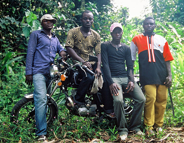 Kamerun, Bomana, 